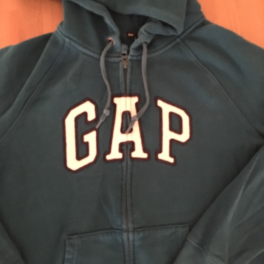 GAP hoodie
